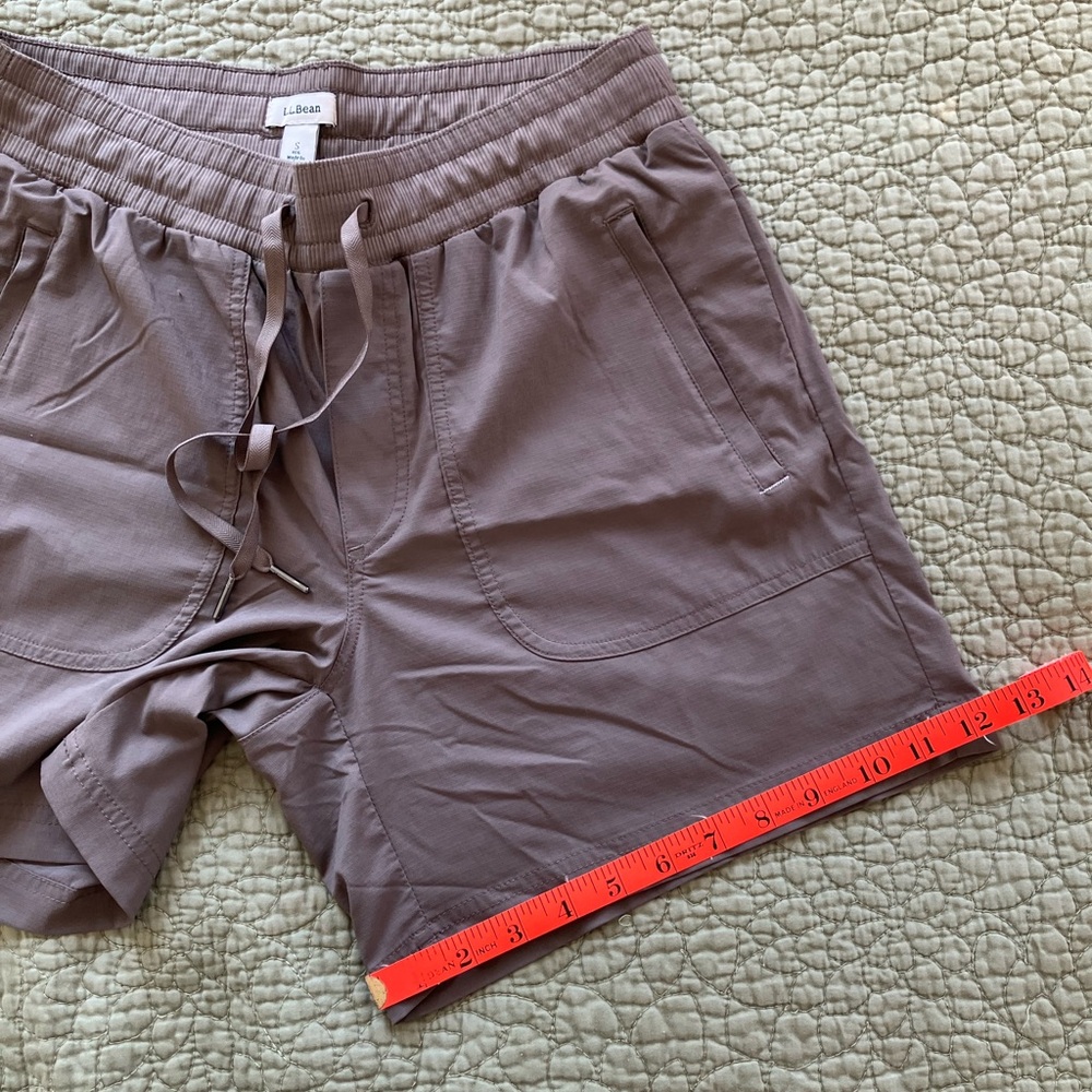 L.L. Bean Women's Vista Camp Shorts Taupe S - Picture 13 of 15